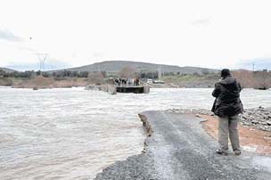 1 günde 1 aylık yağdı