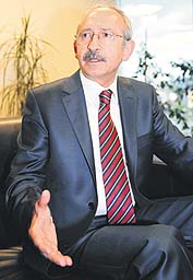 ’Ecevit’ ismi 30 yıl sonra CHP’ye dönüyor