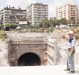 Bornova Metrosu’nda KİK’ten geri adım