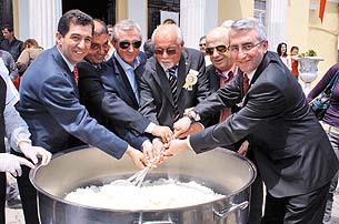 Pilav kazanı başında 122. yıl buluşması