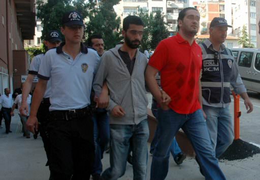 Kredi kartı tefecilerine yönelik operasyon