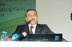 Altını ’lobi’ istemiyor