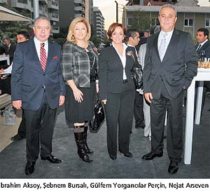 Smyrna Park daireleri tanıtıldı