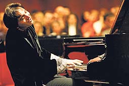 Usta isimlerin yorumlarıyla 2010