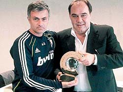 MOURINHO BOMBASI
