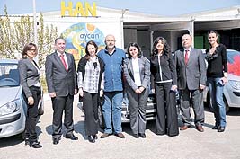 Otomobil talihlileri anahtarlarını aldı