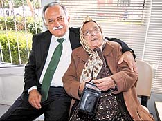 Bayraklı Belediyesi’nden yaşlılara ücretsiz tedavi
