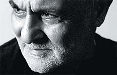 Hayatı masumiyete taşıyan tek şey şiirdir