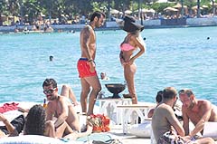 Deniz, festival, konser zamanı