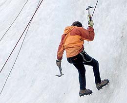 Everest’te tek başına