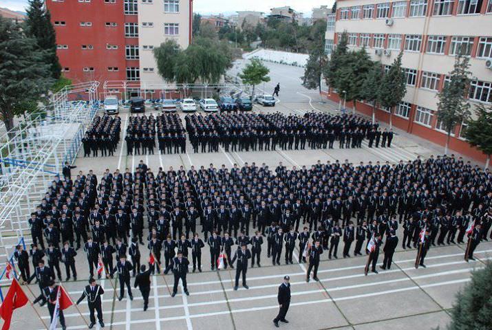 rustu unsal pmyo mezuniyet coskusu izmir haberleri