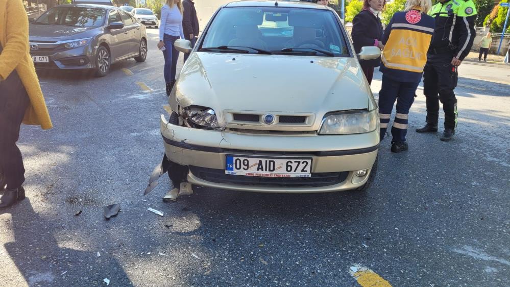 Sivil polis aracı kazaya karıştı: 1 polis yaralı