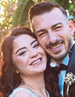 Eşini izlemeye geldi top burnunu kırdı