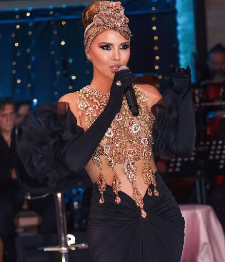 2025’i sahnede karşılayan sanatçılar! Yeni yıla şarkılarla merhaba dediler