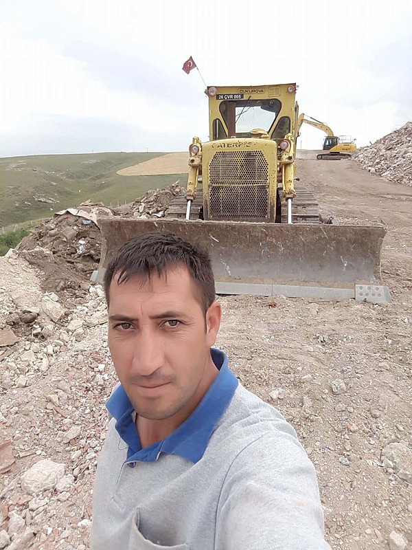 Doğa sevgisi için ormancı olmuştu! Dozer operatörü Eskişehir orman yangınında şehit oldu
