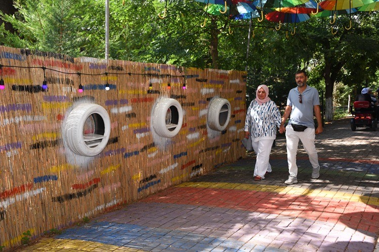 Afyonkarahisar’da herkesi duygulandıran yol arkadaşlığı!  Diyaliz hastası eşine böbreğini vererek yeniden can oldu