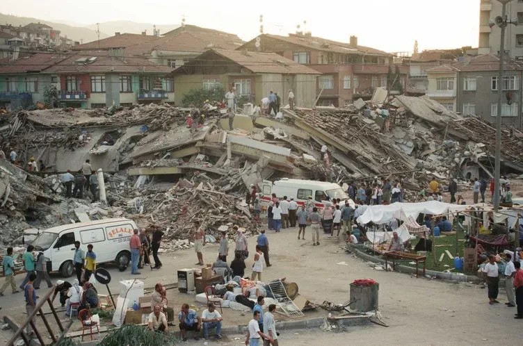 Büyük felaketin üzerinden 26 yıl geçti! 17 Ağustos Marmara Depremi’nin travmaları halen sürüyor!