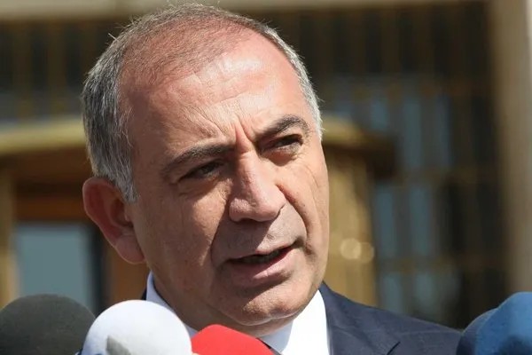 Son dakika: CHP İstanbul İl Yönetimi görevden alındı: Kongre iptal edildi