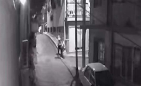 Aydın’da bir genci kafasından bıçaklayan cani İzmir’de cinayet işledi