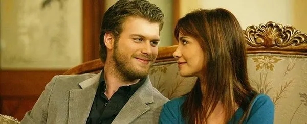 Yıllar önce bu diziyle hayatımıza girmişti! Kıvanç Tatlıtuğ’un ilk rolü duyanları şaşırttı...
