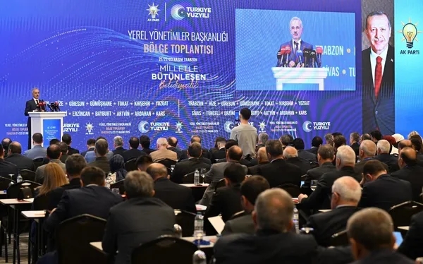 Bakan Uraloğlu: YHT ile 48 saatte Türkiye turu yapılacak