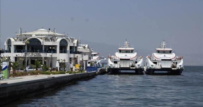 İzmir’de arabalı vapur seferleri iptal!
