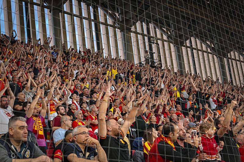 Göztepe’ye yeni sambacı