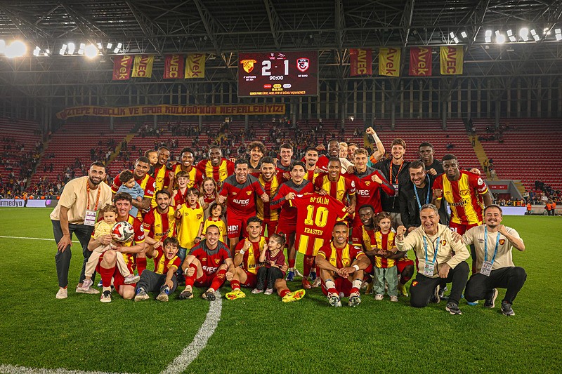 Göztepe’ye yeni sambacı
