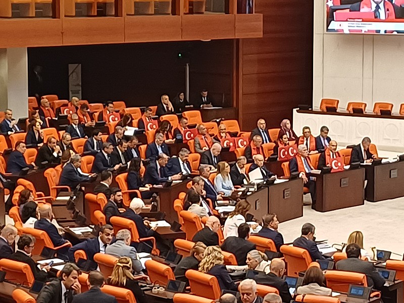 Terörsüz Türkiye için tarihi gün! Süreç yasası teklifi Meclis Genel Kurulu’nda