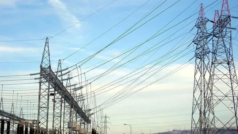gdz-elektrik-izmirlileri-uyardi-izmirde-bugun-saatlerce-elektrik-olmayacak-17-agustos-izmir-ilce-ilce-elektrik-1786894668411.jpeg