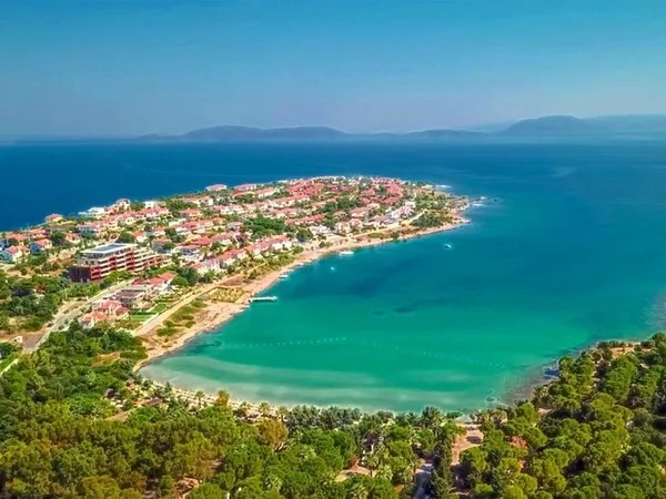 izmirin-o-4-beldesinde-fiyatlar-ucusta-unlu-isimler-ev-almak-icin-siraya-girdi-1788609250217.jpeg