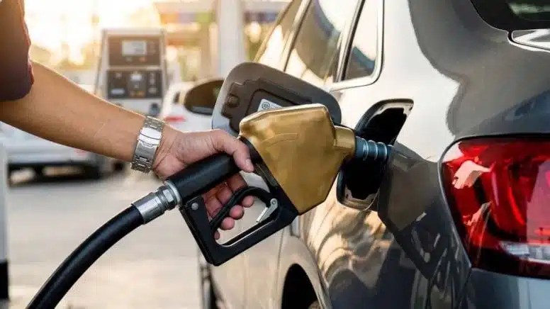 SON DURUM AKARYAKIT FİYATLARI 8 EYLÜL SALI | Pompa değişti mi? Benzin, motorin ve LPG’ye zam, indirim var mı?