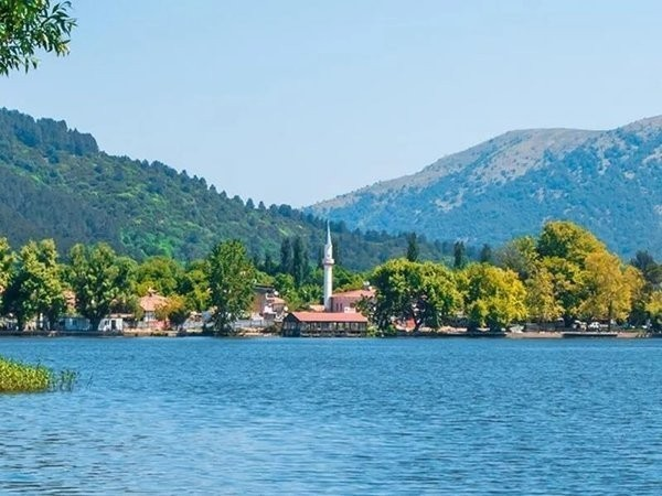 izmirde-sicaklardan-nefes-alinmiyor-iste-izmirin-en-serin-ilceleri-1789212642173.png