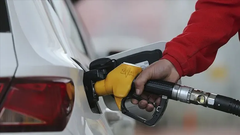 akaryakita-indirim-mi-geldi-18-eylul-cuma-guncel-motorin-benzin-lpg-fiyatlari-1789712421493.png