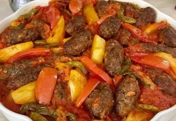 izmirin-lezzetleri-damak-catlatiyor-gevrege-sakin-simit-demeyin-1790247308049.jpeg