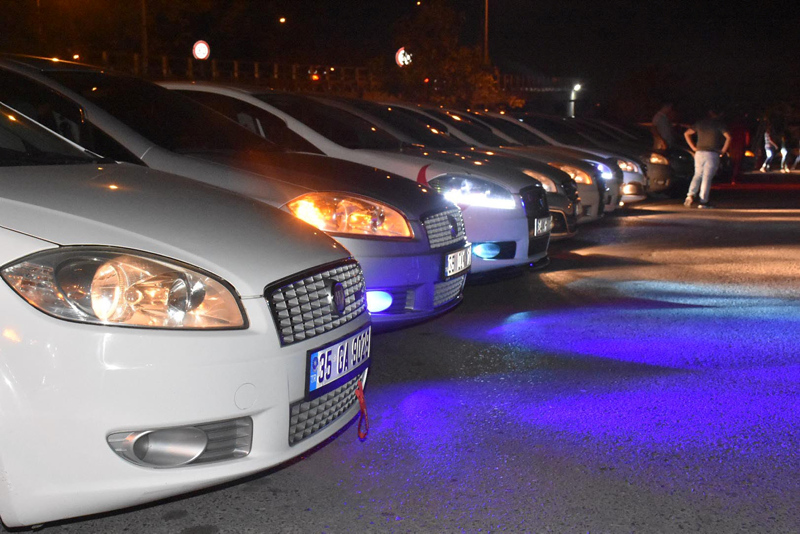 İzmir’de 19 aracın karıştığı ilginç olay